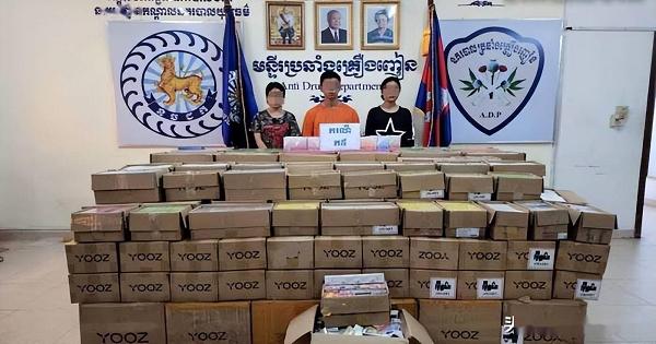 柬埔寨反毒警方查获5400套电子烟