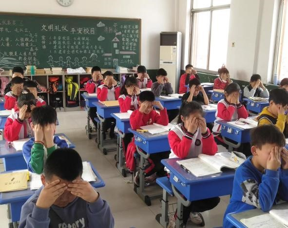 桓台县唐山镇中心小学掀起爱眼护眼热潮，六大活动助力学生视力健康