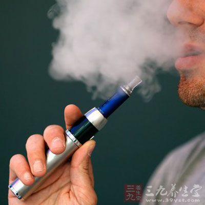 蒸汽烟和电子烟哪个好_加烟油的电子烟有什么危害_gg电子烟