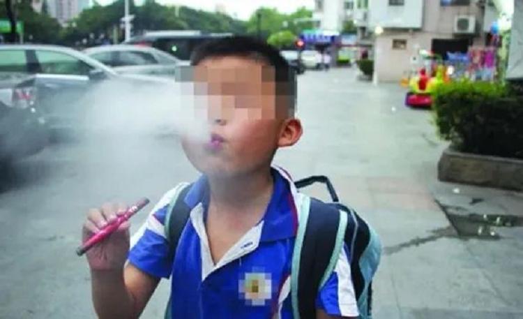小孩吸电子烟有危害吗6
