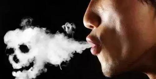 电子烟和香烟哪个危害更大_电子烟和烟谁人危害大_电子烟危害比香烟大吗